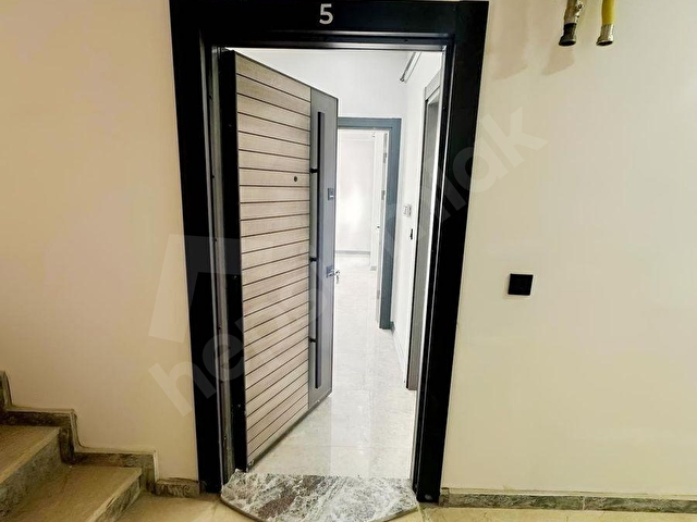 BAŞİSKELE YEŞİLYURT DA SATILIK DAİRE - Görsel 2