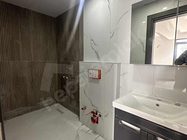 BAŞİSKELE YEŞİLYURT DA SATILIK DAİRE - Görsel 11
