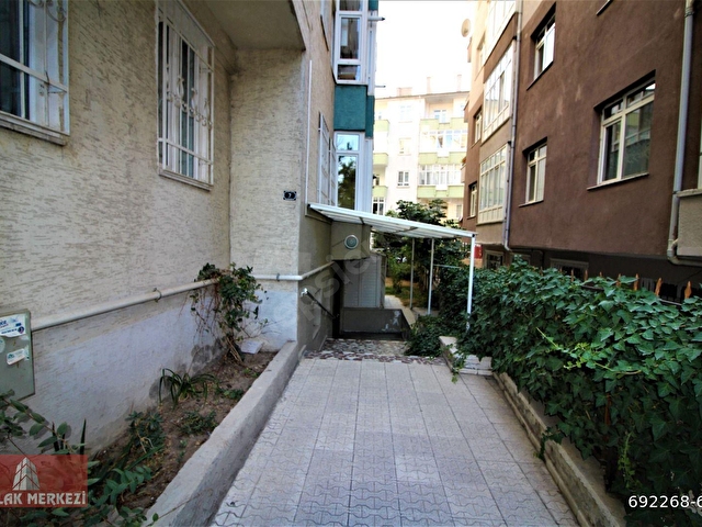 Nigde Merkez Eski Rektorluk Civ Yari Bodrum 3 1 Satilik Daire 692268 666 Hurriyet Emlak