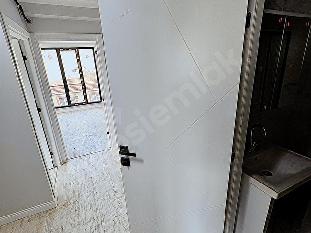 UYGUN EMLAKTAN KAÇIRILMAYACAK CADDE ÜZERİ ÖN CEPHE DUBLEX DAİRE - Görsel 21