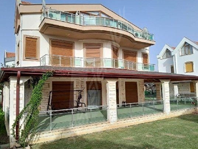 Satılık Lüks Malikane