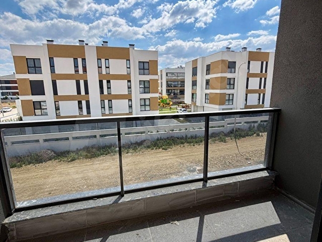 ESTORİA GAYRİMENKULDEN A.SÖĞÜTÖNÜNDE HAVUZLU SİTE İÇİ LÜKS 3+1 - Görsel 26
