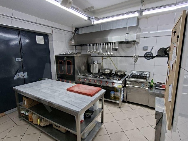 ESENLER GİYİMKENTTE 4 KATLI YENİ BİNADA, DEVREN KİRALIK RESTURANT - Görsel 11