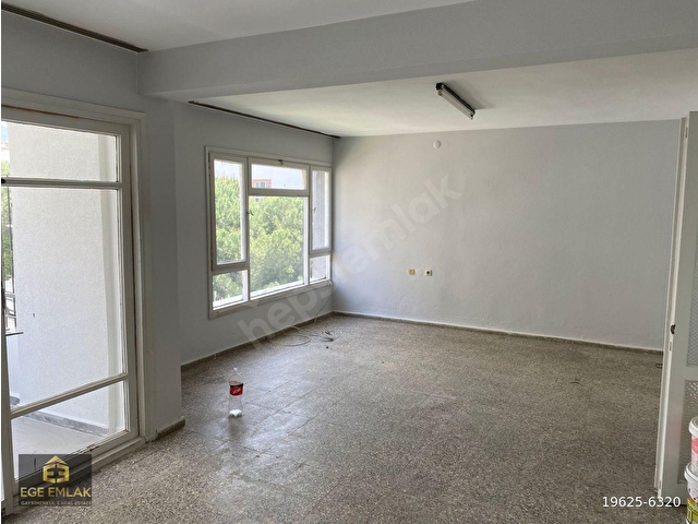 AYDIN EGE EMLAKTAN YEDİEYLÜL MAH. KARANLIK ODASI OLMAYAN 3+1 130m2 LKİRALIK DAİRE - Görsel 3