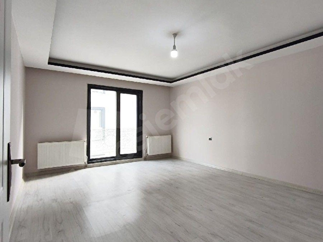 ERCİŞTE KIŞLA MAHALLESİNDE KİRALIK 2+1 DAİRE - Görsel 8