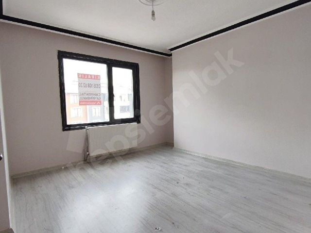ERCİŞTE KIŞLA MAHALLESİNDE KİRALIK 2+1 DAİRE - Görsel 18
