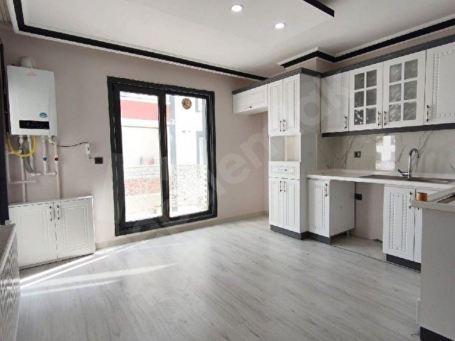 ERCİŞTE KIŞLA MAHALLESİNDE KİRALIK 2+1 DAİRE - Görsel 19