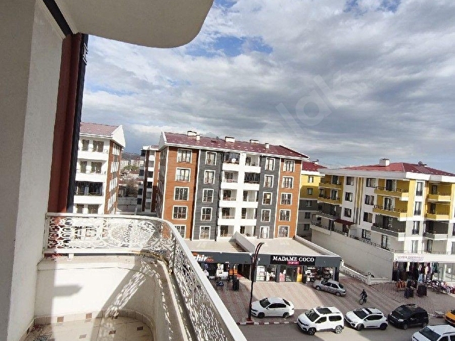 ERCİŞTE KIŞLA MAHALLESİNDE KİRALIK 2+1 DAİRE - Görsel 22