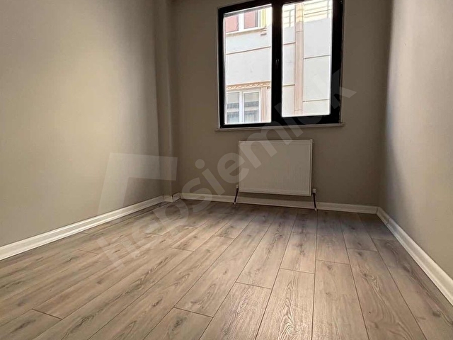 ARŞ YAPI GAYRİMENKULDEN FIRSAT SATILIK 2+1 ARA KAT DAİRE !!! - Görsel 3