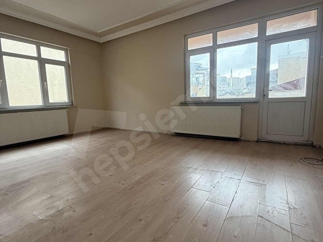 FATİH MAHALLESİNDE KİRALIK 2+1 GENİŞ DAİRE - Görsel 15