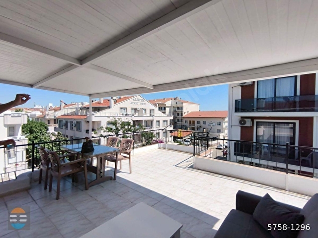 Sarımsaklı’da Deniz Manzaralı Geniş Teraslı 2+1 Kiralık Yazlık - Görsel 11