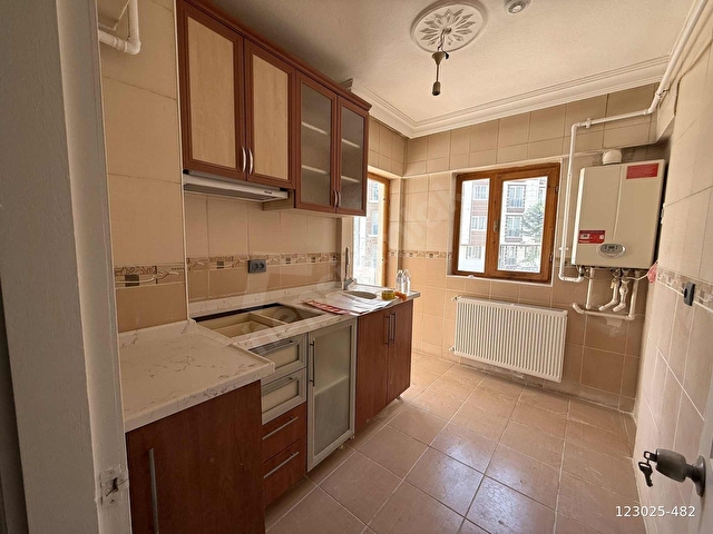 30 AĞUSTOS MAHDE ARA KAT 2+1 SATILIK DAİRE - Görsel 9