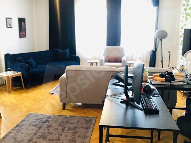 GOP VEDAT DOLAKAY CADDESİ 2. KAT, 2+1 110.M2 YAPILI ŞIK DAİRE - Görsel 2