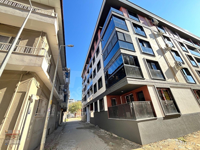 İNCİRLİOVA ZAFER MAHALLESİNDE SATILIK ARA KAT 3+1 DAİRE - Görsel 2