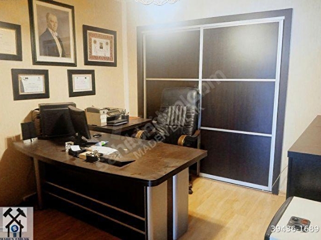 Çarşı Merkezde Satılık 3+1 Ofis Katı - Görsel 6