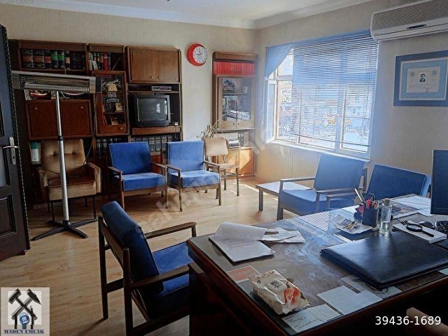 Çarşı Merkezde Satılık 3+1 Ofis Katı - Görsel 9