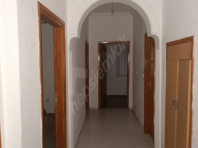 ÖĞRENCİYE ÜNİVERSİTEYE YAKIN 2+1 KİRALIK 140 M2 DAİRE - Görsel 2