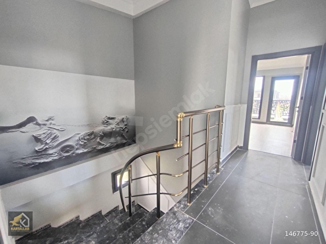 YENİÇİFTLİKTE 310 M² BAHÇELİ 6+1 BÜYÜK MÜSTAKİL KARTALLARDAN. - Görsel 24