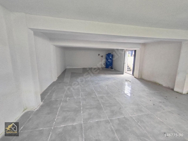 YENİÇİFTLİKTE 310 M² BAHÇELİ 6+1 BÜYÜK MÜSTAKİL KARTALLARDAN. - Görsel 6