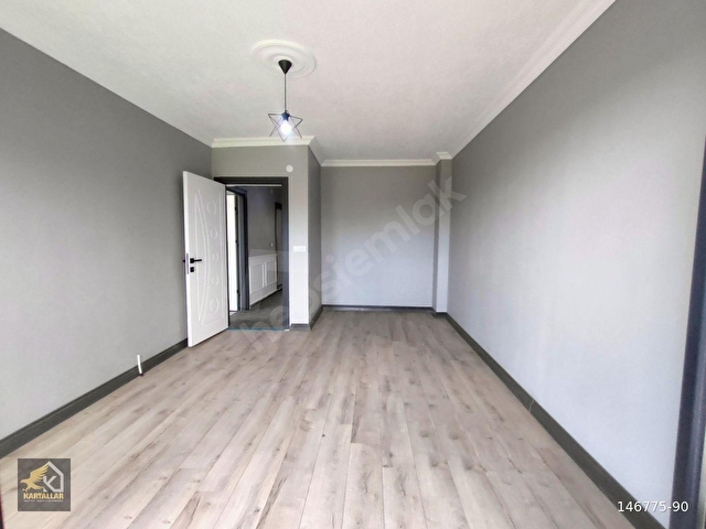 YENİÇİFTLİKTE 310 M² BAHÇELİ 6+1 BÜYÜK MÜSTAKİL KARTALLARDAN. - Görsel 23