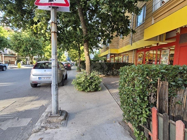 NETWORK GÜLÜMSER DEN İŞLEK CADDE ÜZERİ DÜZ GİRİŞ VE ALT DEPOLU - Görsel 6