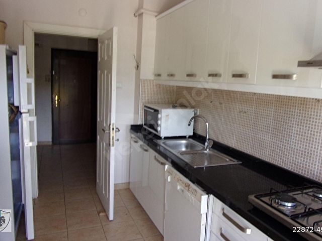 TARABYA  SANATÇILAR SİTESİNDE   1+1  70 METREKARE  ESYALI KİRALIK DAİRE - Görsel 15