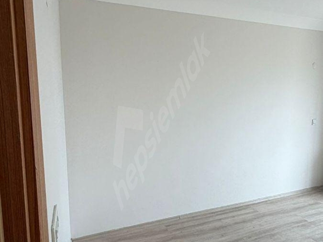 BANDIRMA VOLKAN EMLAKTAN ÇINARLI MH.NDE CADDE ÜZERİNDE KİRALIK 3+1 DAİRE - Görsel 16