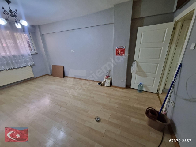 Kocamustafapaşa 80mk 2+1 Bahçeli Bodrum katı 2.900.000tl - Görsel 12