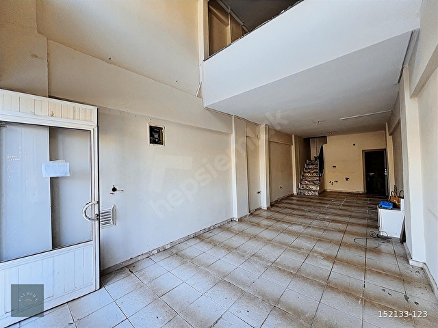Marmaris Merkezde Asma Katlı Kiralık 80 m2 Dükkan - Görsel 3