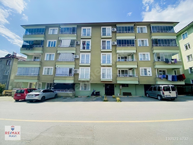 REMAX MAVİDEN PAMUKOVA MERKEZDE GENİŞ 3+1 ARA KAT DAİRE