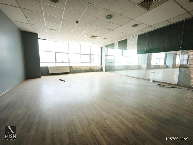 Basın Ekspres Üzerinde Prestijli Plazada 500 M2 Kiralık Ofis - Görsel 22