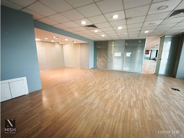 Basın Ekspres Üzerinde Prestijli Plazada 500 M2 Kiralık Ofis - Görsel 25