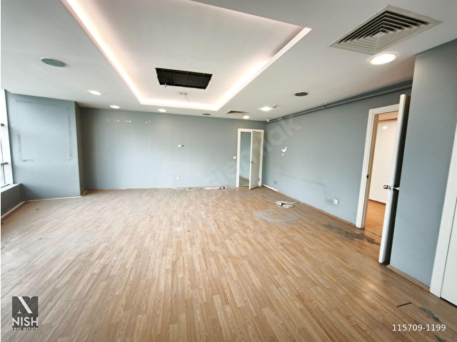 Basın Ekspres Üzerinde Prestijli Plazada 500 M2 Kiralık Ofis - Görsel 26
