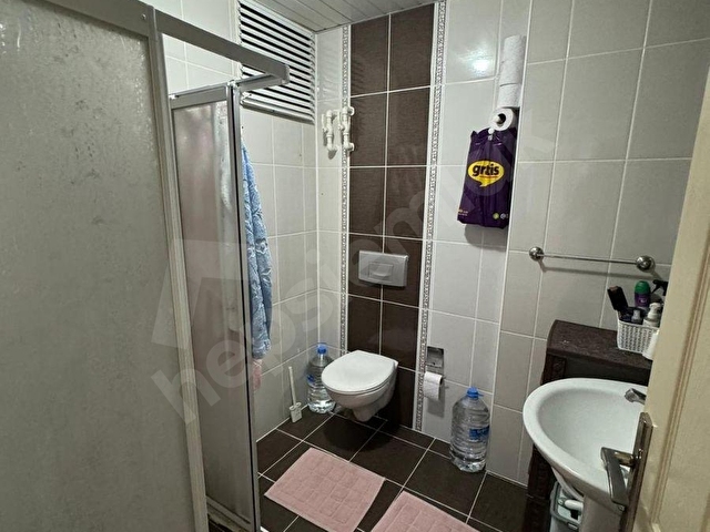 ANAMUR BAHÇE MAHALLESİ D-400 KARAYOLUNA CEPHELİ İTİMAT OTOMOTİV ÜSTÜ 2. KAT SATILIK 3+1 DAİRE - Görsel 6