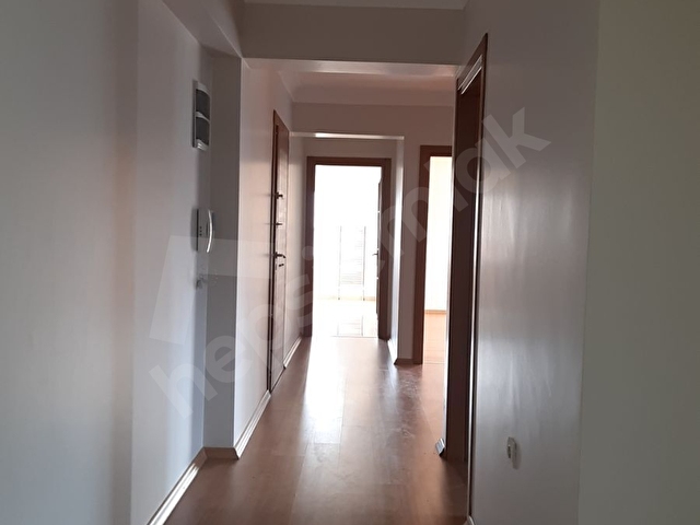 BORNOVA YEŞİLOVADA SİTE İÇERİSİNDE 3+1 FERAH DAİRE - Görsel 17