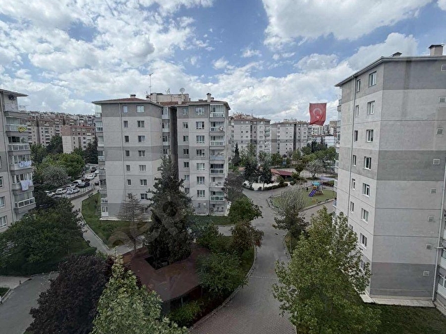 POLAT LİVEDAN METRO YAKINI ASANSÖRLÜ YAPILI SATILIK 3+1 DAİRE - Görsel 9