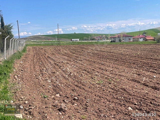 ASLAN EMLAK TAN SATILIK TARLA 6.895 M2 TİCARAET ALANI NA MÜSAİT ELEKTRİK SU ALT YAPI YOLU VAR - Görsel 15