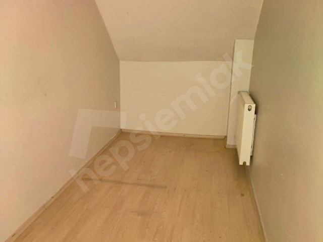 KAĞITHANE HARMANTEPEDE SATILIK 2+1 BALKONLU KOT-1 DAİRE. - Görsel 6