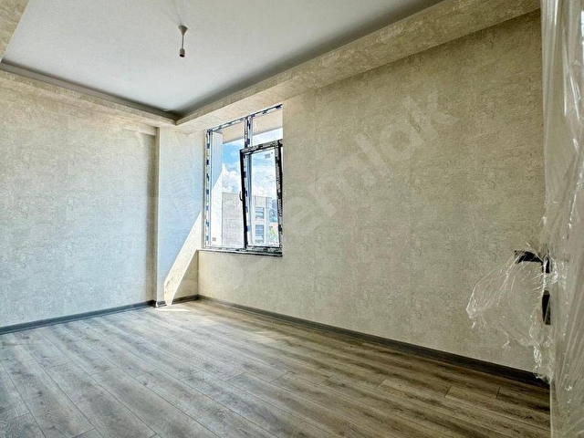 YENİBAĞLICADA SIFIR TRİPLEX TARZI MÜSTAKİL SİTE KONSEPTLİ MEGALÜX 6+1 VİLLA - Görsel 21