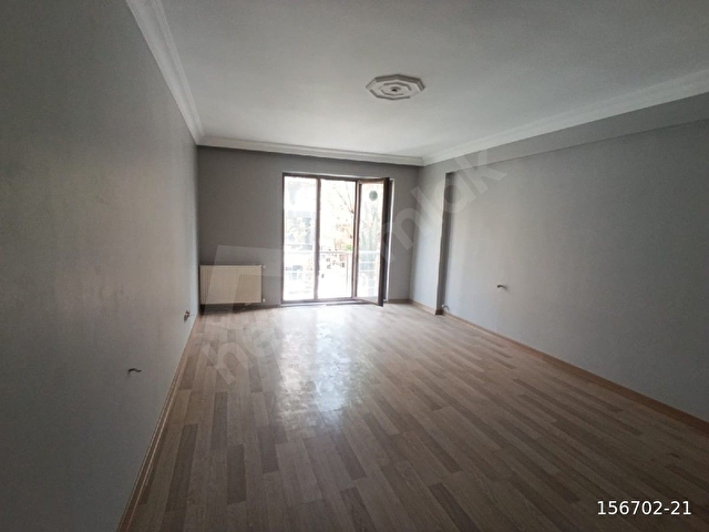 Sultan Selim Caddesi üzerinde kiralık ofis