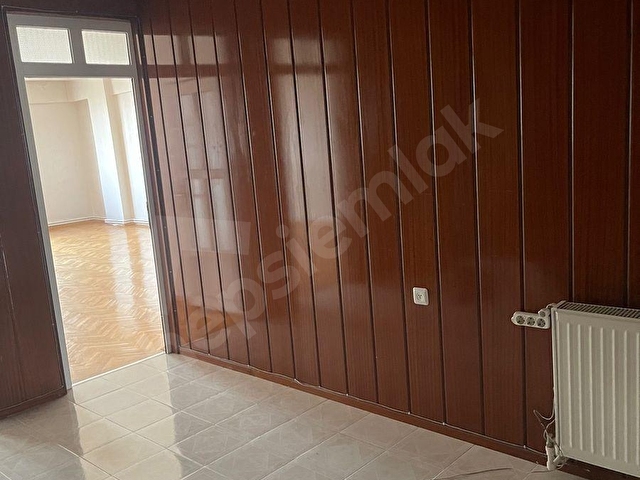 HANIM EMLAKTAN ÜNİVERSİTE MAHALLESİNDE KİRALIK DAİRE
