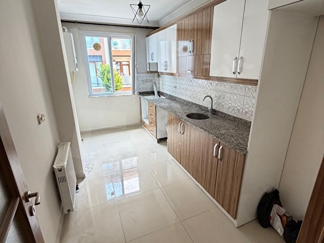 SAMANDIRA OSMANGAZİ MAHALLESİNDE 3+1 GENİŞ ARA KAT DAİRE - Görsel 3
