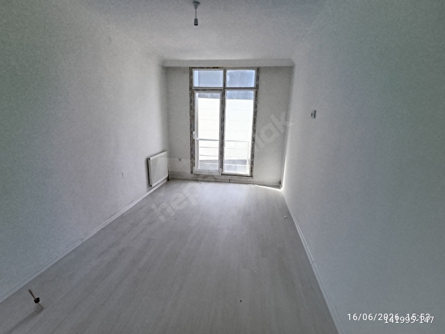ESENYURT HAYAT PARK 4 KİRALIK 2+1 GENİŞ DAİRE/ METROBÜSE YAKIN - Görsel 11