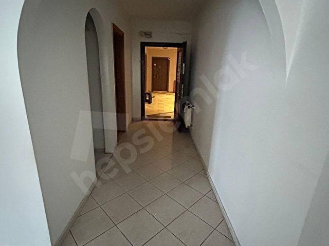 ÇORLU BAYOL İŞ MERKEZİ-SÜPER KÖŞE KONUMLU-NET:75m2-MUTFAKLI,WCLİ SATILIK OFİS - Görsel 4