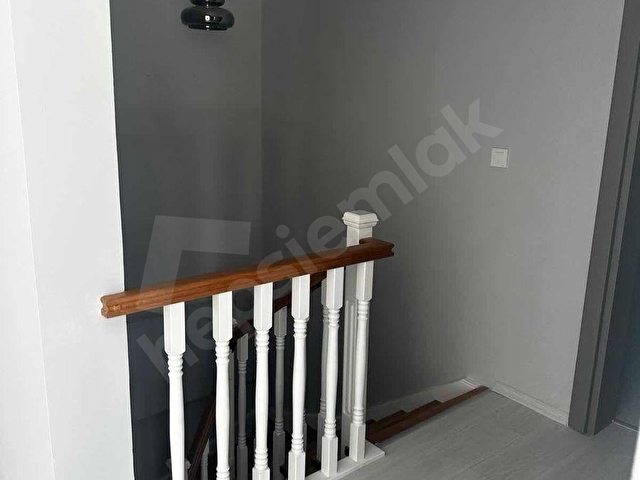 ALPHA EMLAKTAN MERKEZİ KONUMDA SATILIK ASANSÖRLÜ DUBLEKS DAİRE - Görsel 4