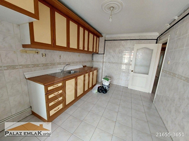 YEŞİLYURT DEVLET HASTANESİ YAKINI MANZARALI ASANSÖRLÜ KİRALIK DAİRE - Görsel 6