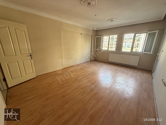 ÇAMLIKENT SİTESİNDE 3+1 ARA KAT DOĞALGAZLI DAİRE - Görsel 2