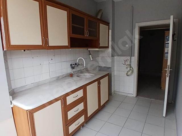 GÜLERYÜZ SOKAKTA ÖN CEPHE 4.KAT 3+1 MERKEZİ PAY ÖLÇERLİ AİDAT UYGUN - Görsel 10