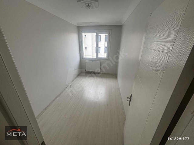 YAKACIK HÜRRİYET MAH.DE DENİZ MANZARALI 2+1 DAİRE - Görsel 7