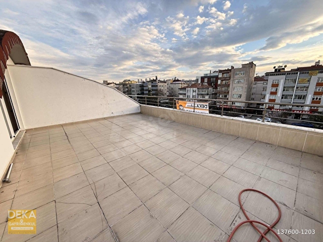 DEKA GAYRİMENKULDEN SAHİLDE TERASLI 120 M2 EŞYALI 1+1 DAİRE - Görsel 3